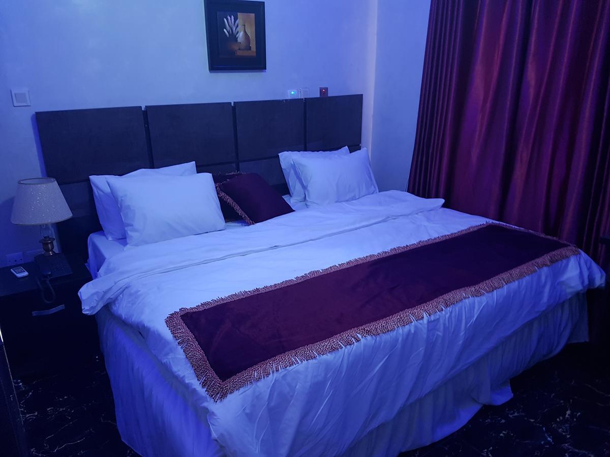 The Resident Hotel Owerri 外观 照片